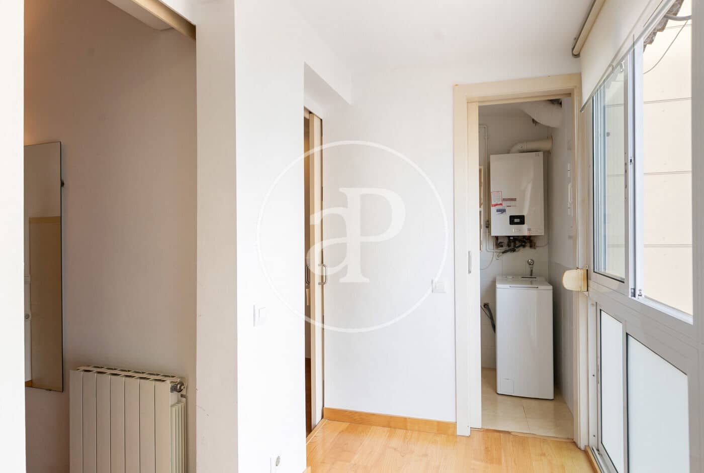 2 bedroom Apartment for sale in Barcelona city - € 395,000 (Ref: 9470683)