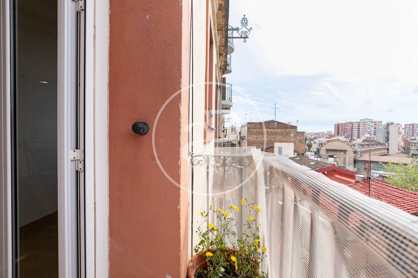 2 bedroom Apartment for sale in Barcelona city - € 395,000 (Ref: 9470683)