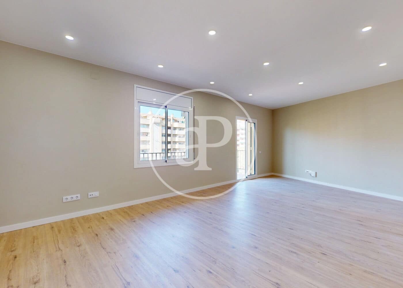 3 slaapkamer Appartement te koop in Barcelona stad - € 526.000 (Ref: 9472957)