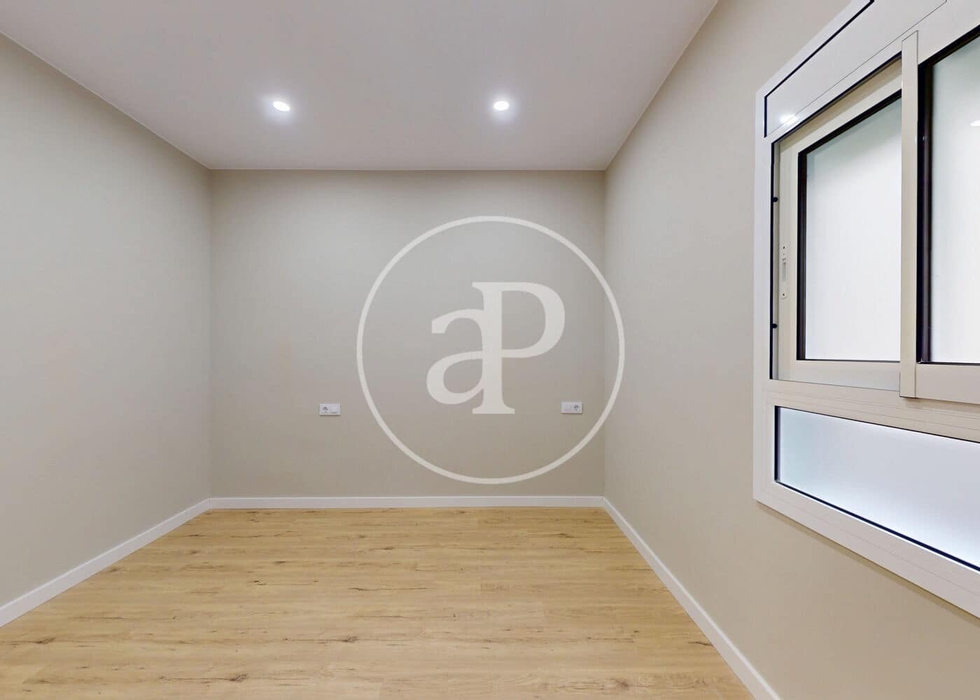 3 slaapkamer Appartement te koop in Barcelona stad - € 526.000 (Ref: 9472957)