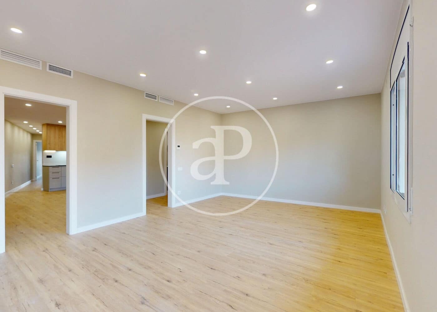 3 slaapkamer Appartement te koop in Barcelona stad - € 526.000 (Ref: 9472957)