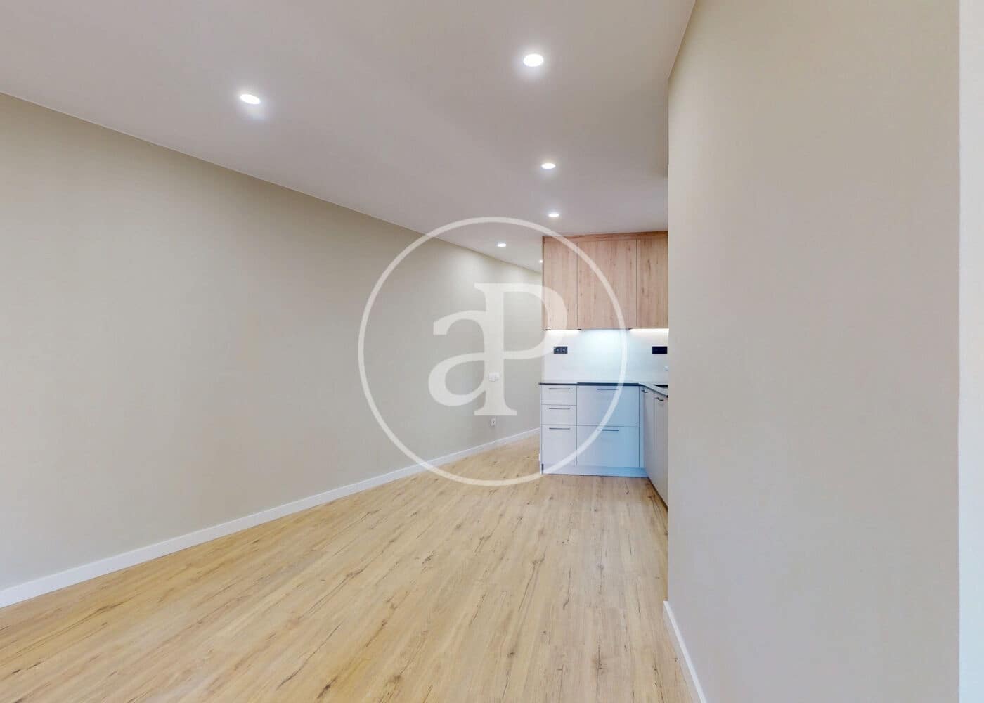 3 slaapkamer Appartement te koop in Barcelona stad - € 526.000 (Ref: 9472957)