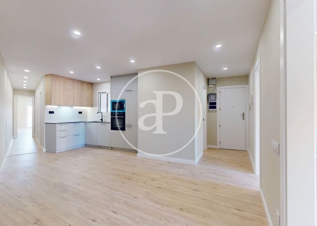 3 slaapkamer Appartement te koop in Sants, Barcelona stad - € 526.000 (Ref: 9472957)