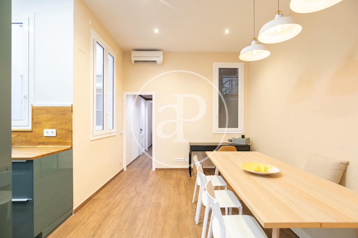 Apartamento de 2 habitaciones en Barcelona ciudad en venta - 440.000 € (Ref: 9472958)