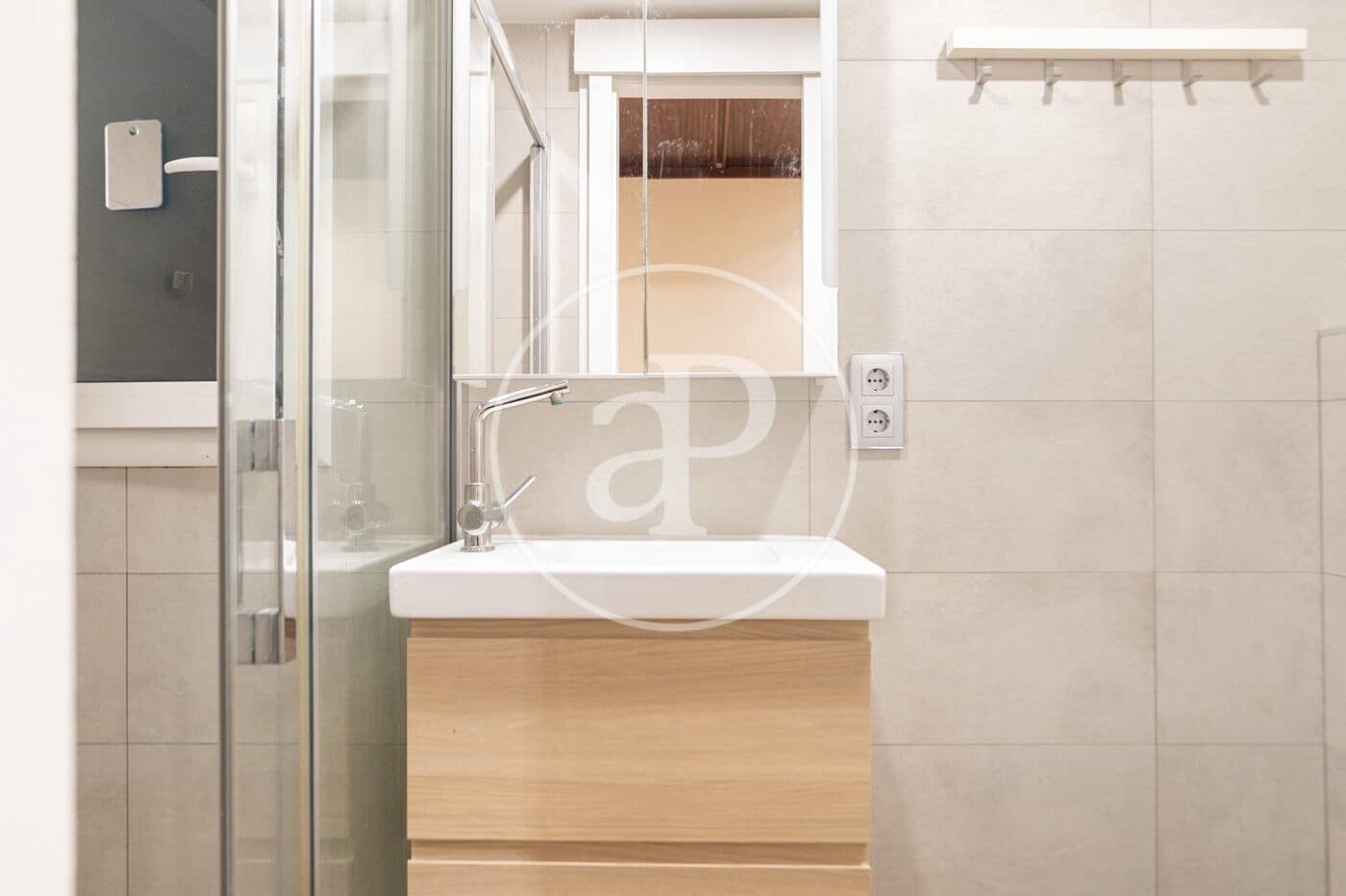 Apartamento de 2 habitaciones en Barcelona ciudad en venta - 440.000 € (Ref: 9472958)