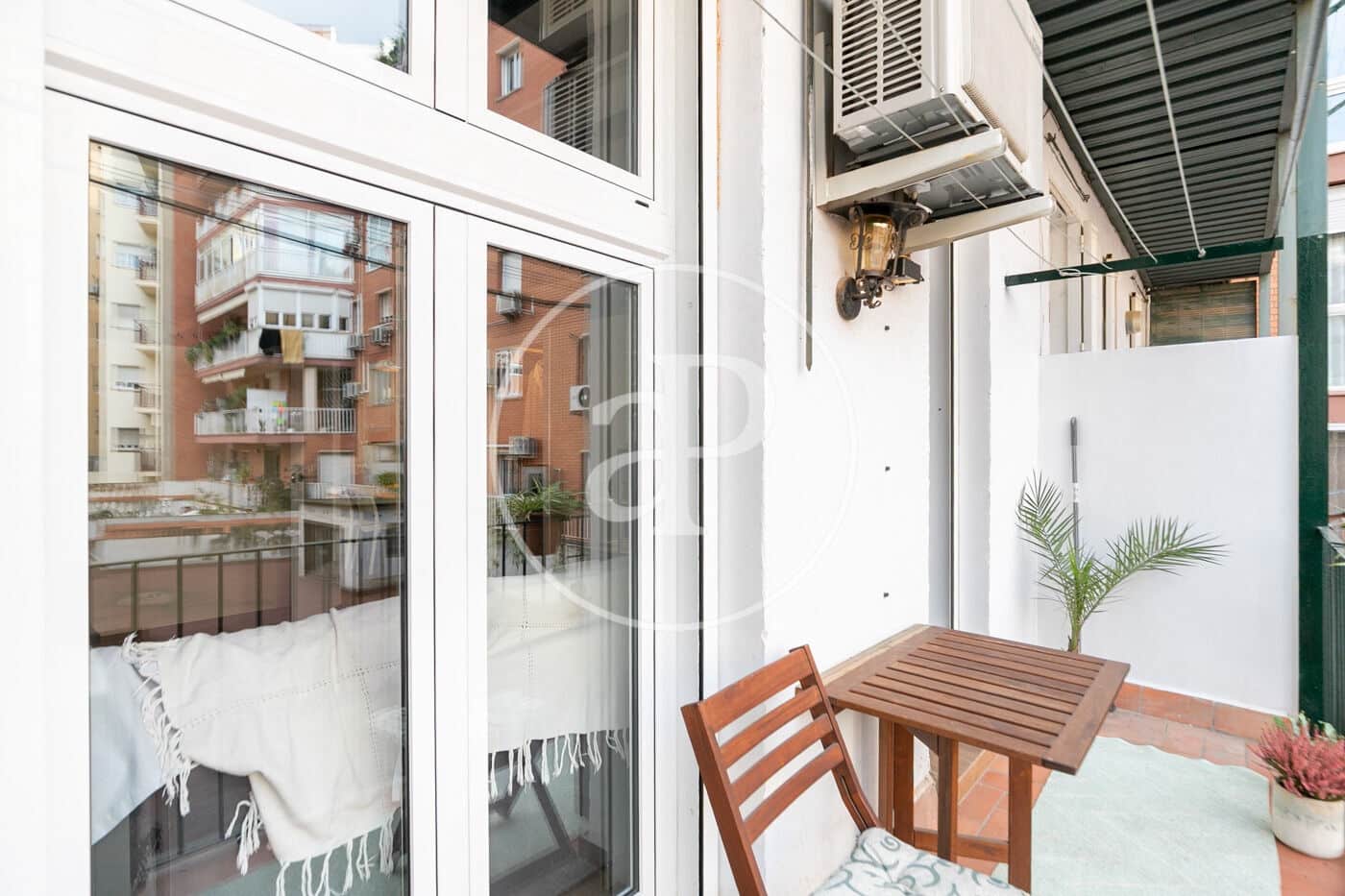 Apartamento de 2 habitaciones en Barcelona ciudad en venta - 440.000 € (Ref: 9472958)