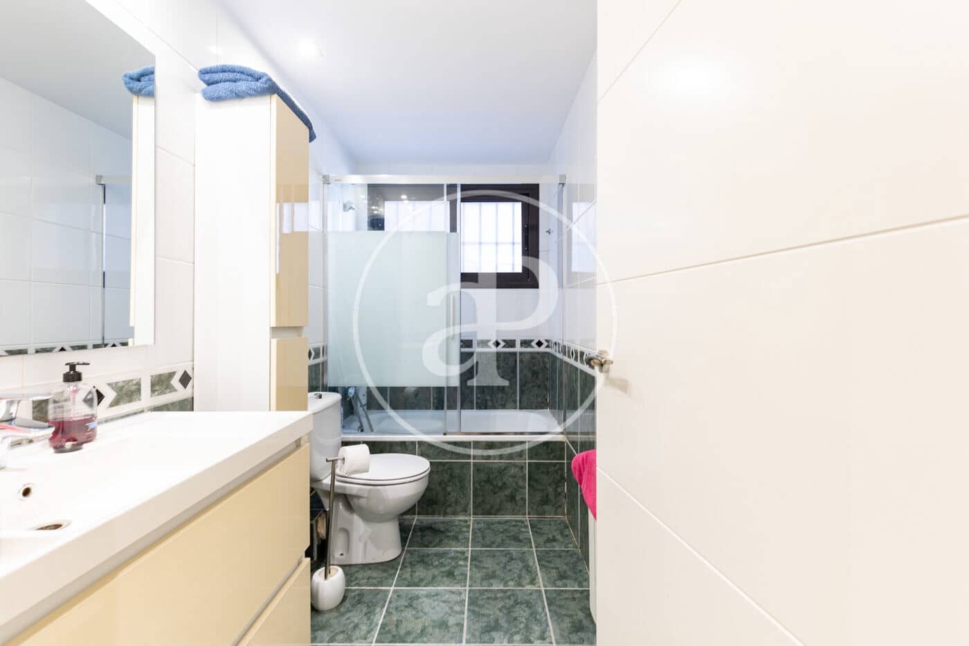 4 bedroom Apartment for sale in Sant Cugat del Valles with pool - € 780,000 (Ref: 9472959)