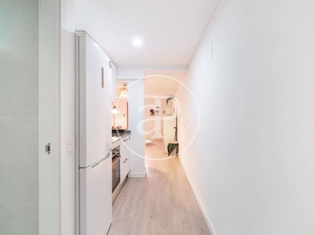 1 soveværelse Lejlighed til leje i El Poble Sec, Barcelona by - € 1.700 (Ref: 9472960)