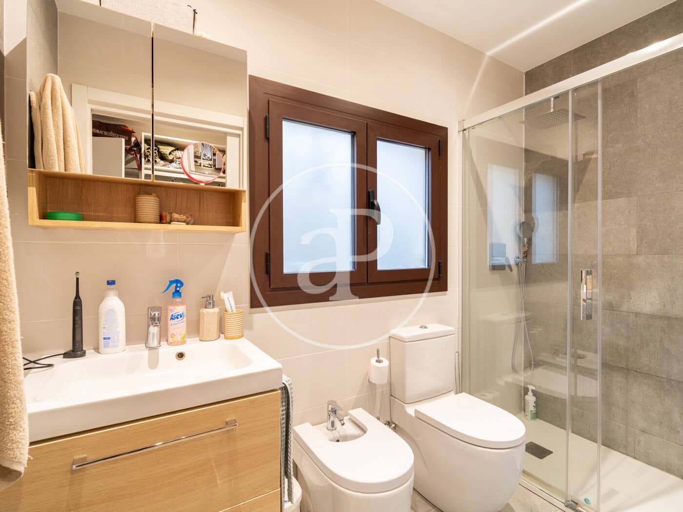 3 sovrum Lägenhet att hyra i Barcelona stad - 2 300 € (Ref: 9472961)