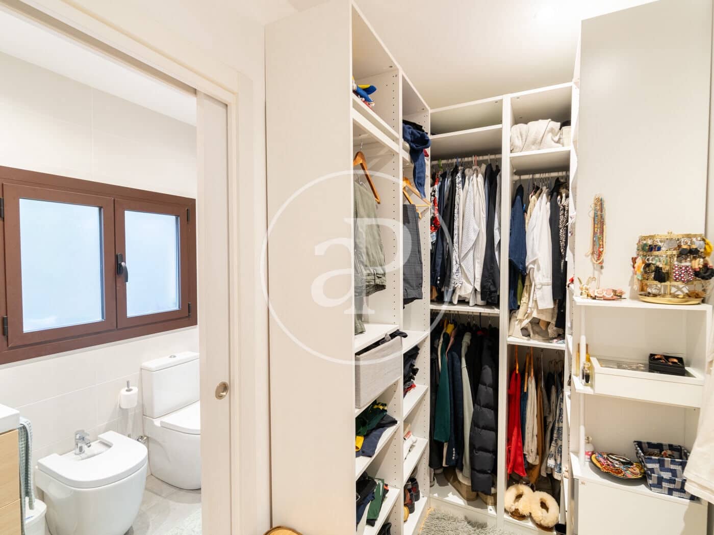 3 sovrum Lägenhet att hyra i Barcelona stad - 2 300 € (Ref: 9472961)