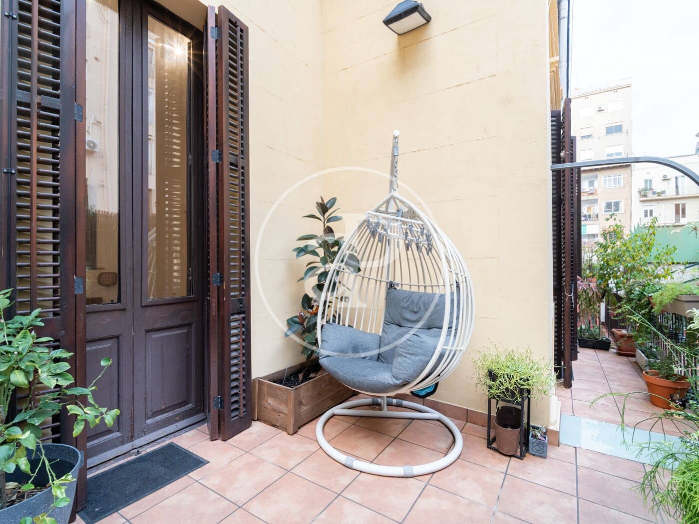 3 sovrum Lägenhet att hyra i Barcelona stad - 2 300 € (Ref: 9472961)