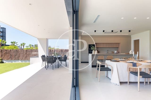 4 slaapkamer Villa te koop in Sitges met zwembad - € 2.709.000 (Ref: 9472962)