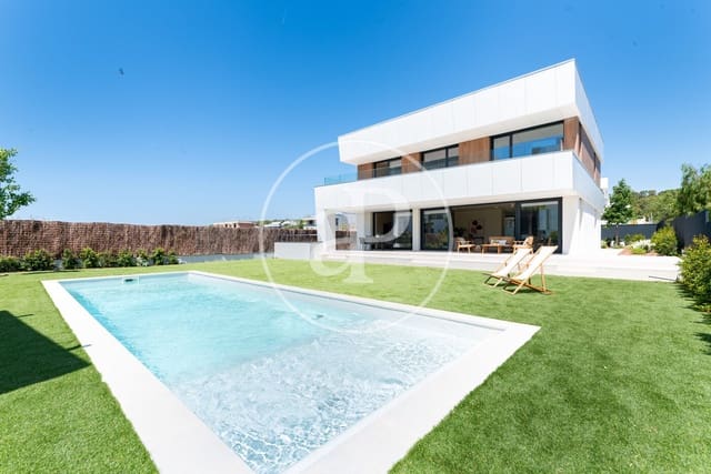 4 slaapkamer Villa te koop in Sitges met zwembad - € 2.709.000 (Ref: 9472962)