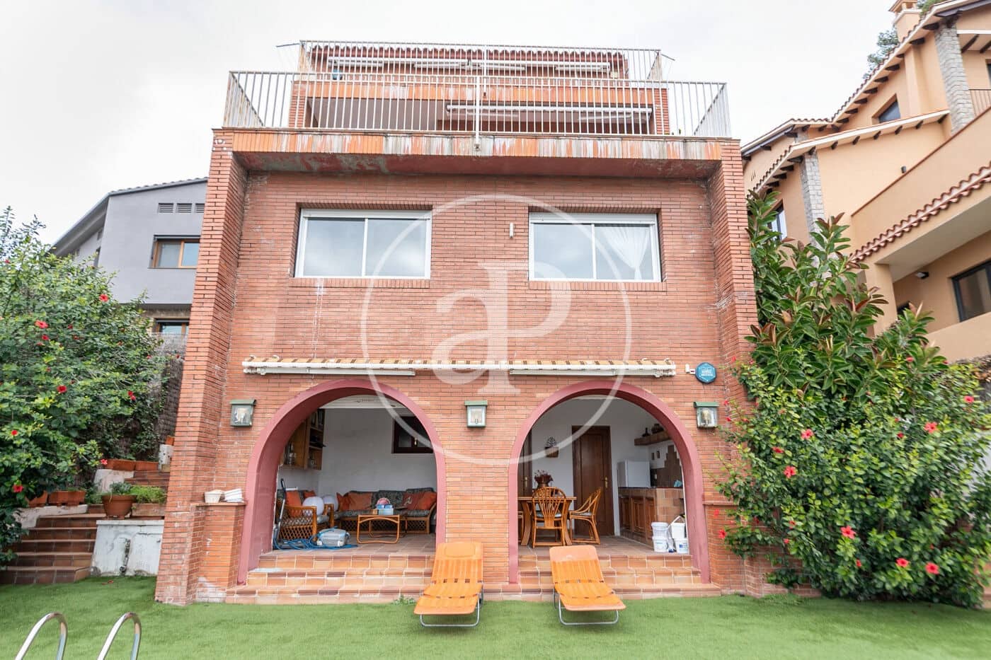 6 Zimmer Villa zu verkaufen in Barcelona Stadt mit Pool - 1.850.000 € (Ref: 9472963)