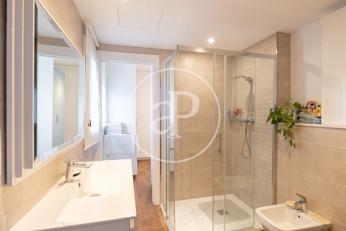 6 Zimmer Villa zu verkaufen in Barcelona Stadt mit Pool - 1.850.000 € (Ref: 9472963)