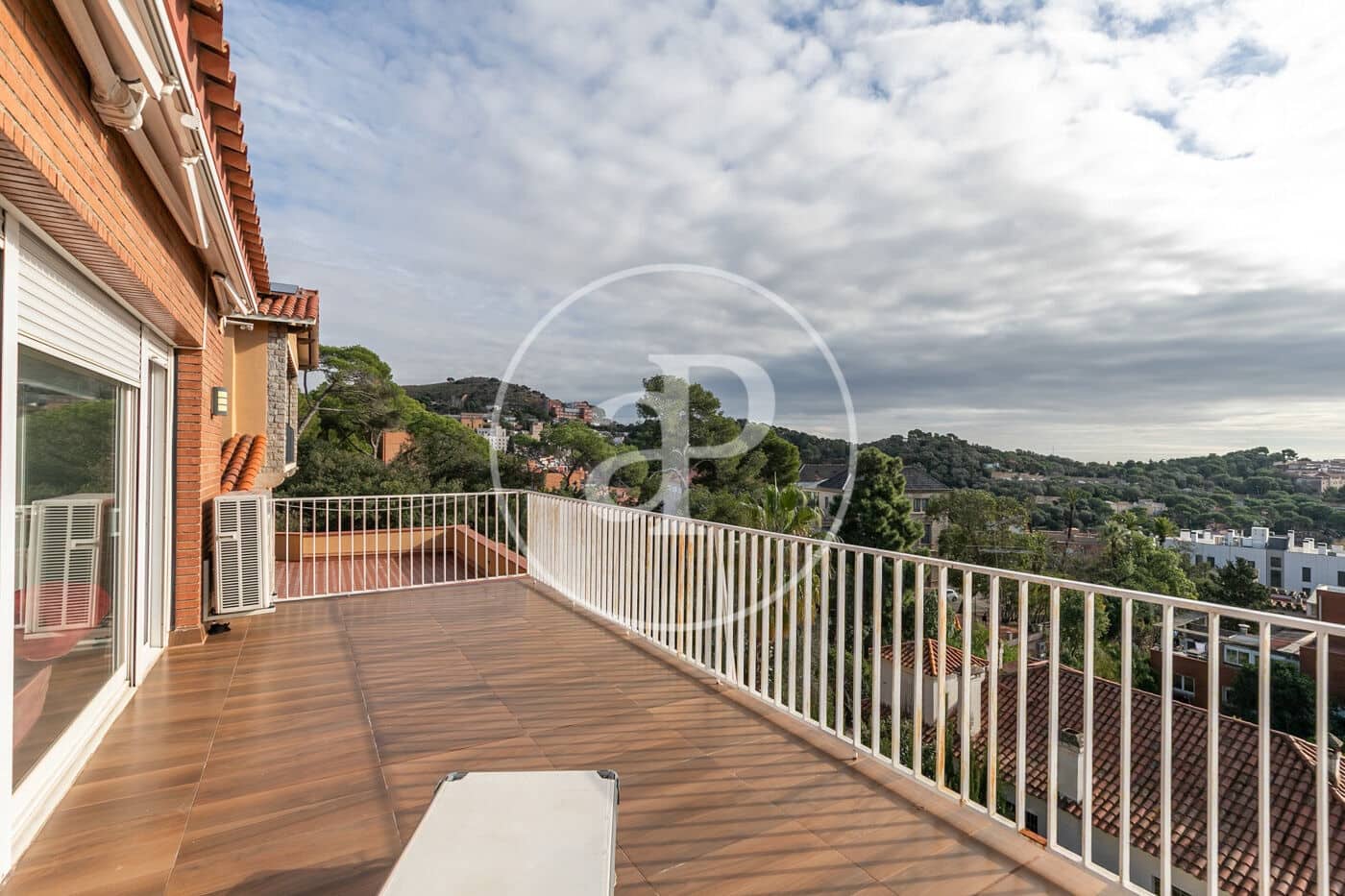 6 Zimmer Villa zu verkaufen in Barcelona Stadt mit Pool - 1.850.000 € (Ref: 9472963)