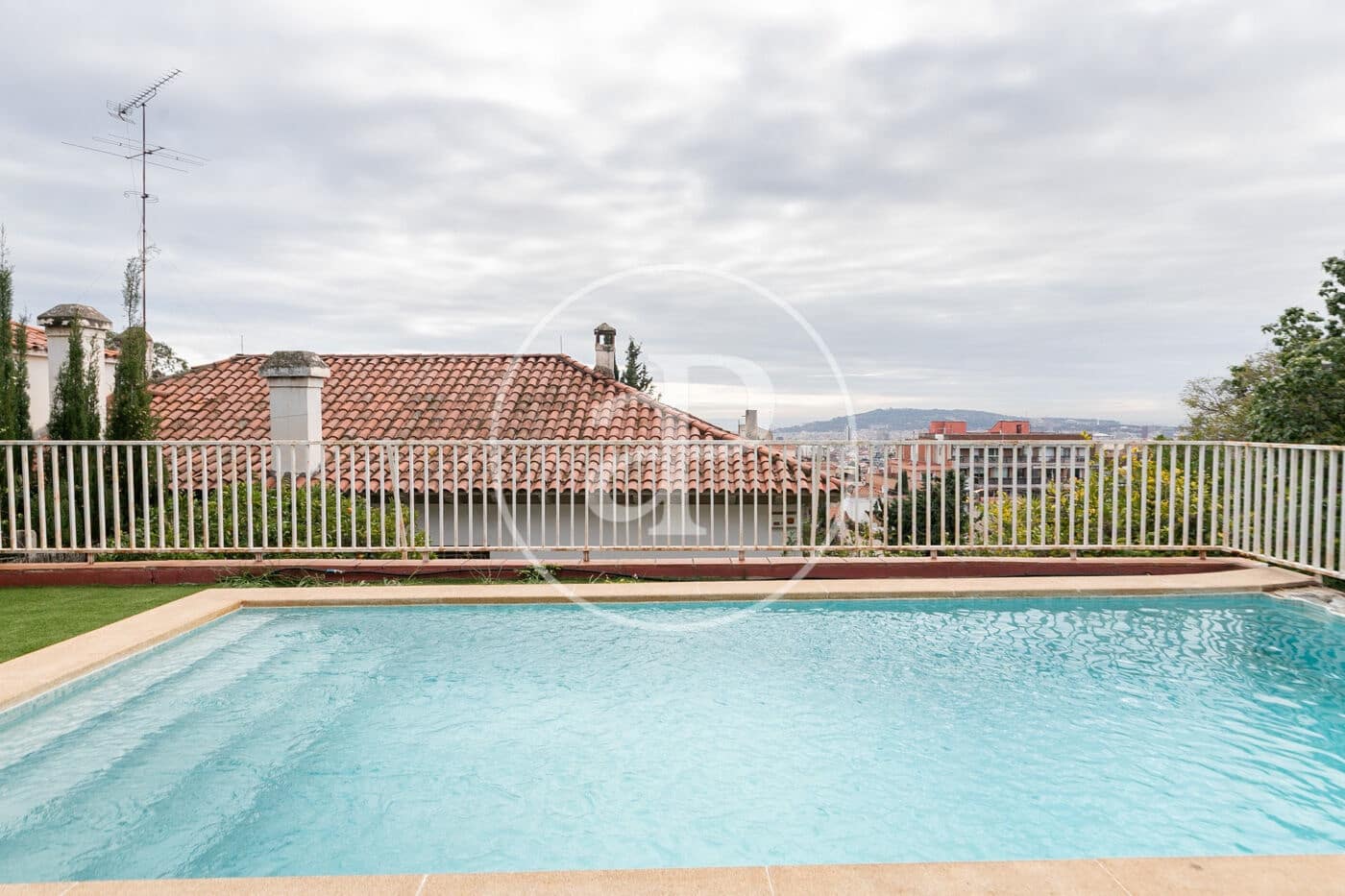 6 Zimmer Villa zu verkaufen in Barcelona Stadt mit Pool - 1.850.000 € (Ref: 9472963)