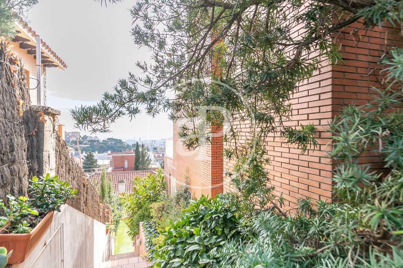 6 Zimmer Villa zu verkaufen in Barcelona Stadt mit Pool - 1.850.000 € (Ref: 9472963)