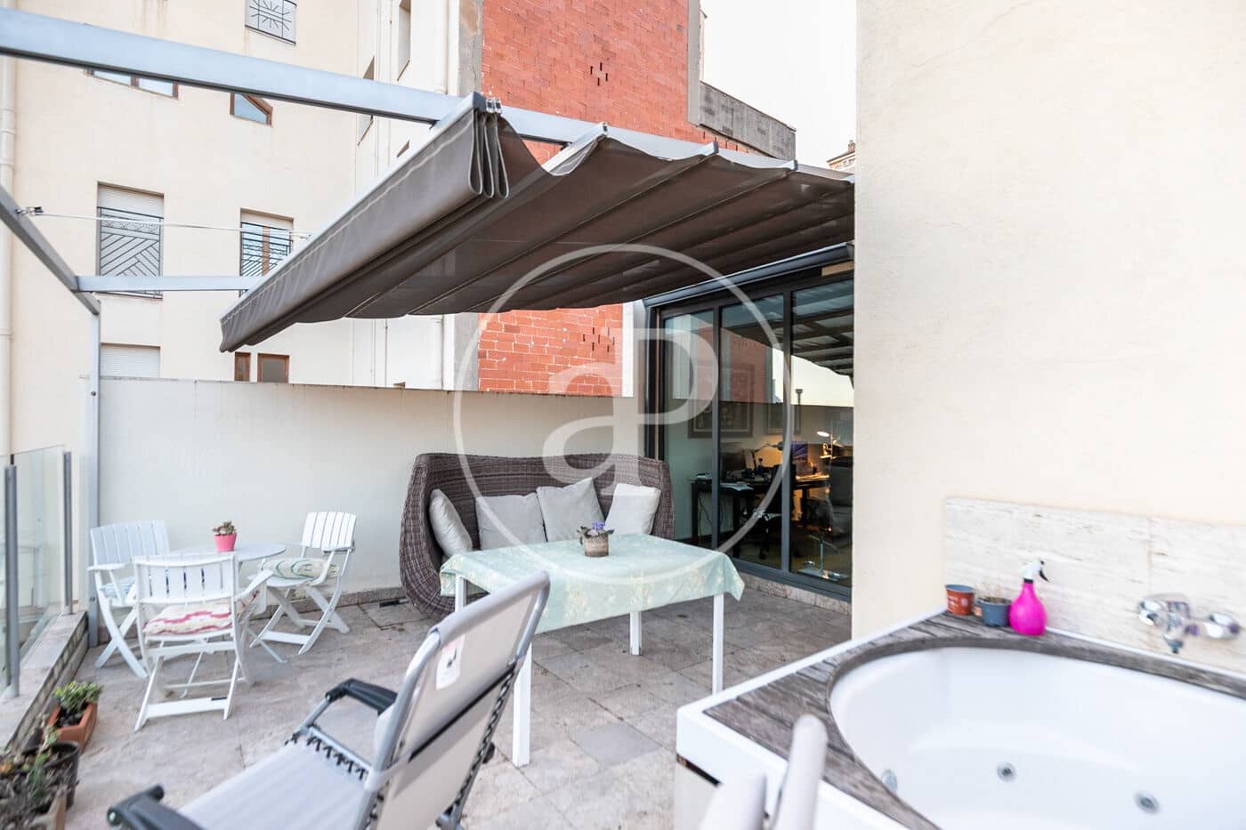 5 Zimmer Villa zu verkaufen in Barcelona Stadt - 1.190.000 € (Ref: 9472964)