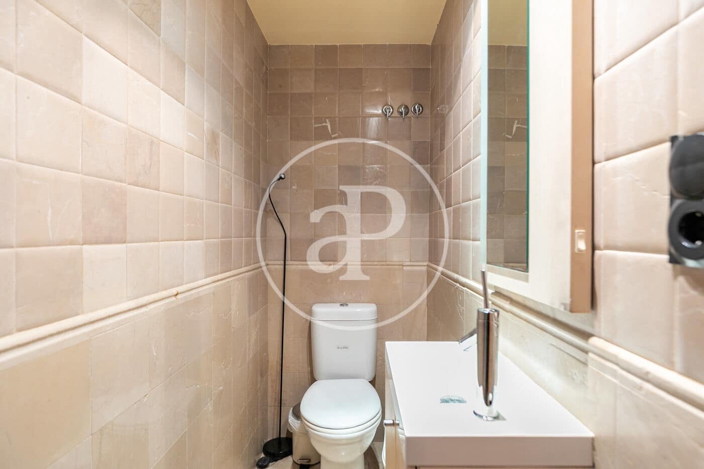 5 Zimmer Villa zu verkaufen in Barcelona Stadt - 1.190.000 € (Ref: 9472964)