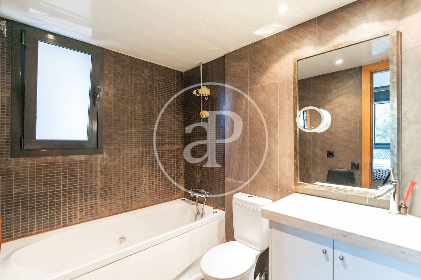 5 Zimmer Villa zu verkaufen in Barcelona Stadt - 1.190.000 € (Ref: 9472964)