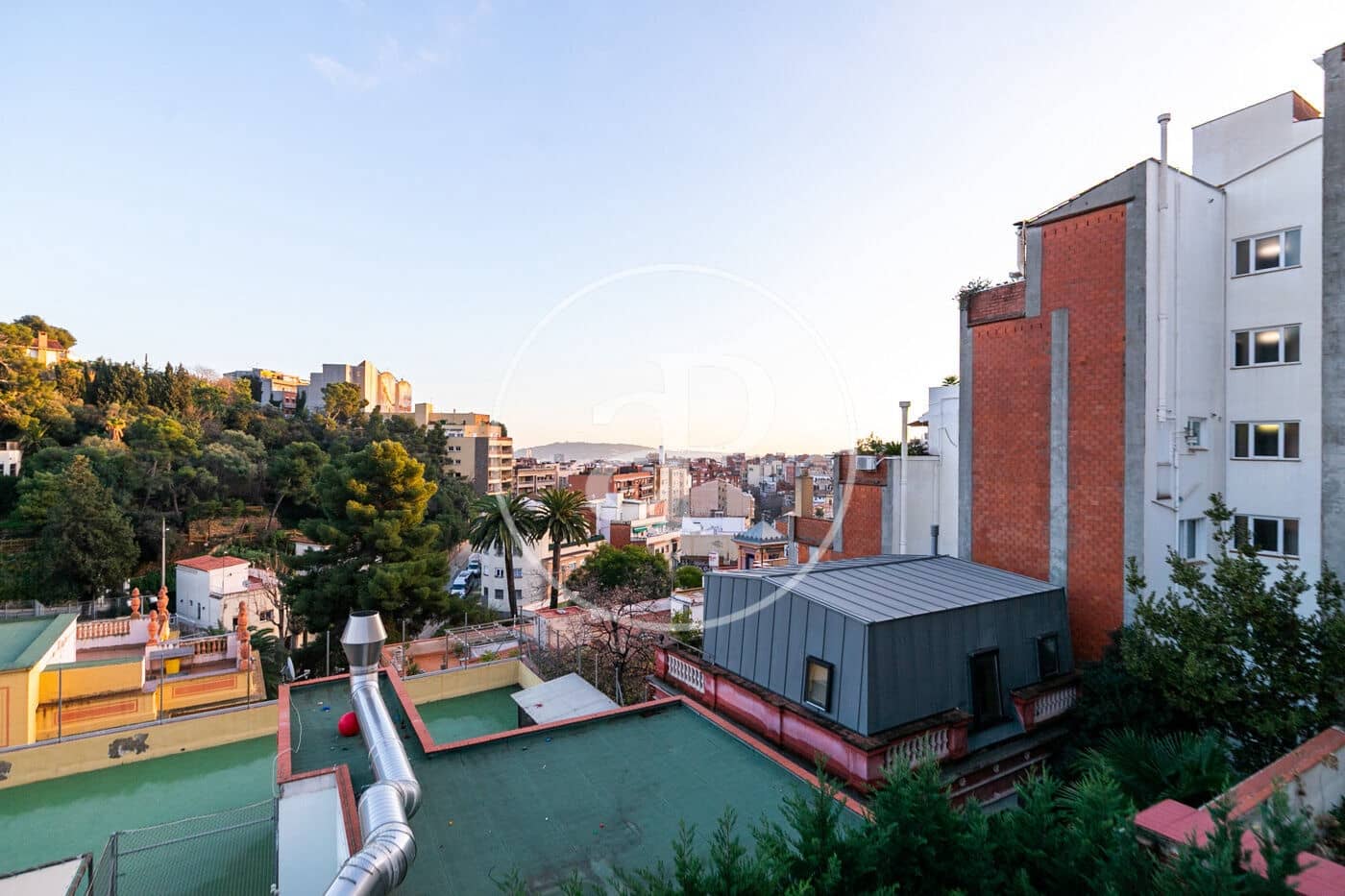 5 Zimmer Villa zu verkaufen in Barcelona Stadt - 1.190.000 € (Ref: 9472964)
