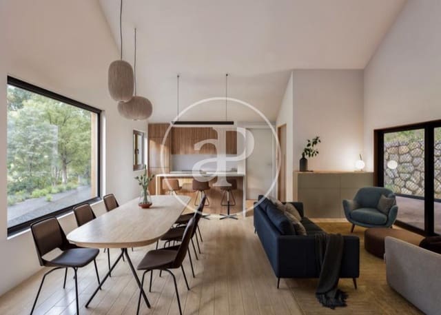 8 bedroom Villa for sale in La Floresta, Sant Cugat del Vallès with pool - € 1,400,000 (Ref: 9474182)