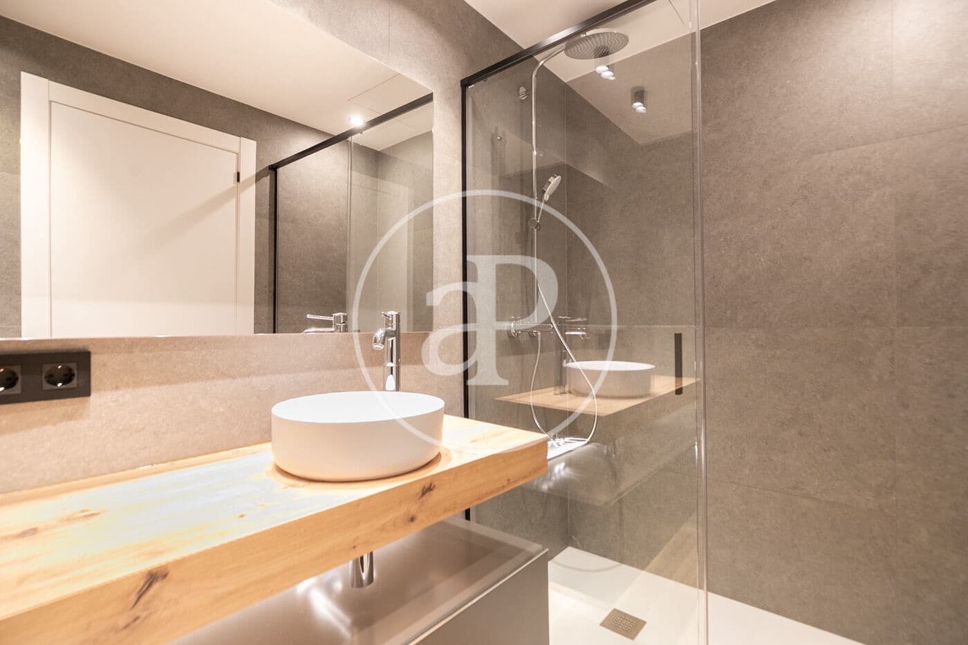 3 makuuhuone Huoneisto myytävänä paikassa Barcelona kaupunki - 995 000 € (Ref: 9474184)