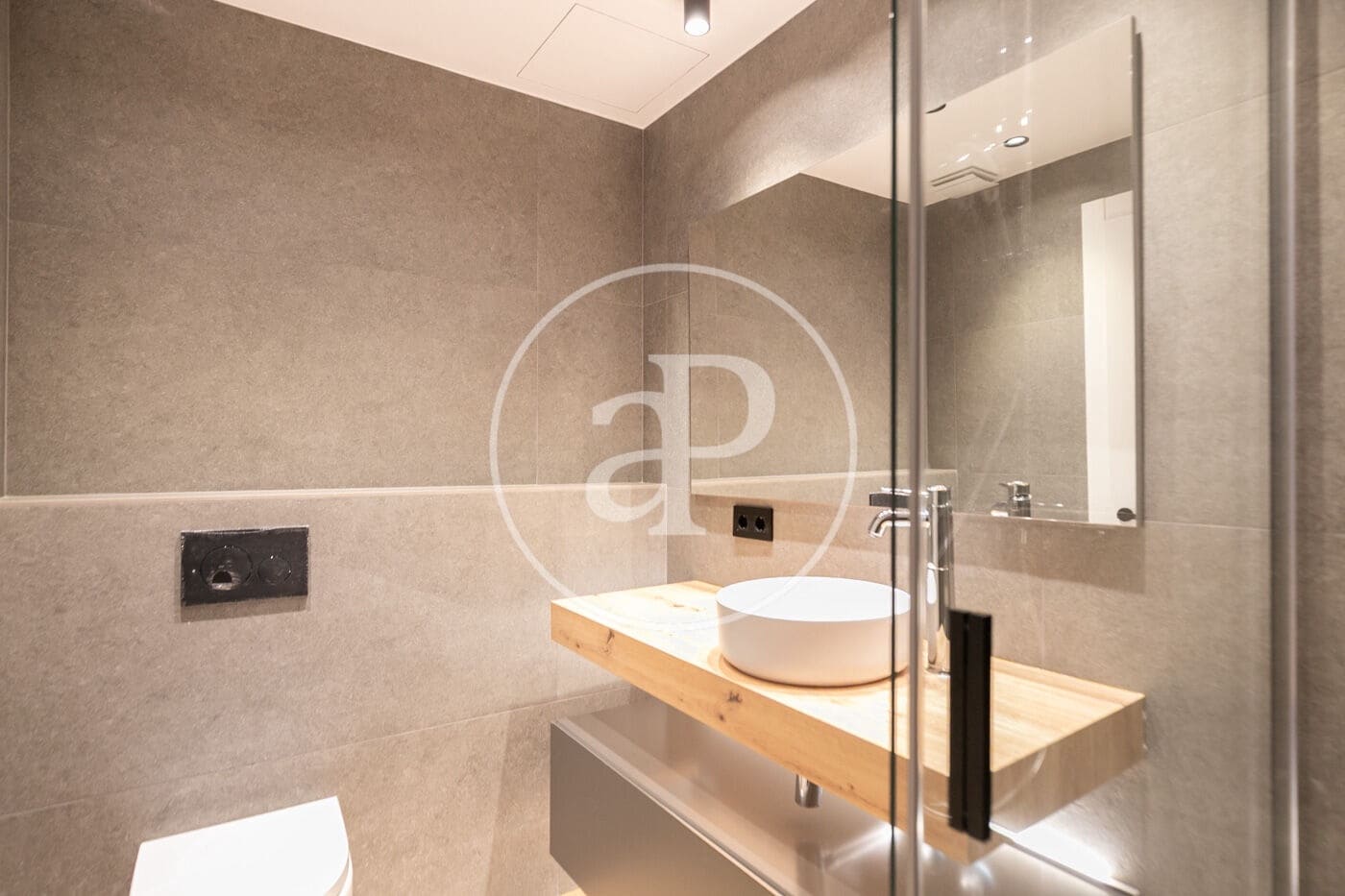 3 makuuhuone Huoneisto myytävänä paikassa Barcelona kaupunki - 995 000 € (Ref: 9474184)