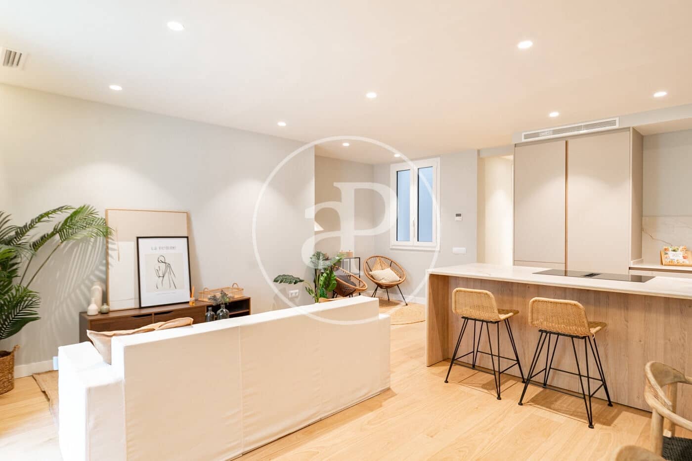 3 bedroom Apartment for sale in Barcelona city - € 1,350,000 (Ref: 9474896)