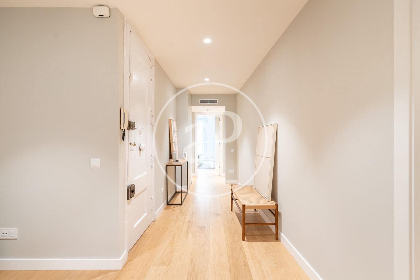 3 bedroom Apartment for sale in Barcelona city - € 1,350,000 (Ref: 9474896)