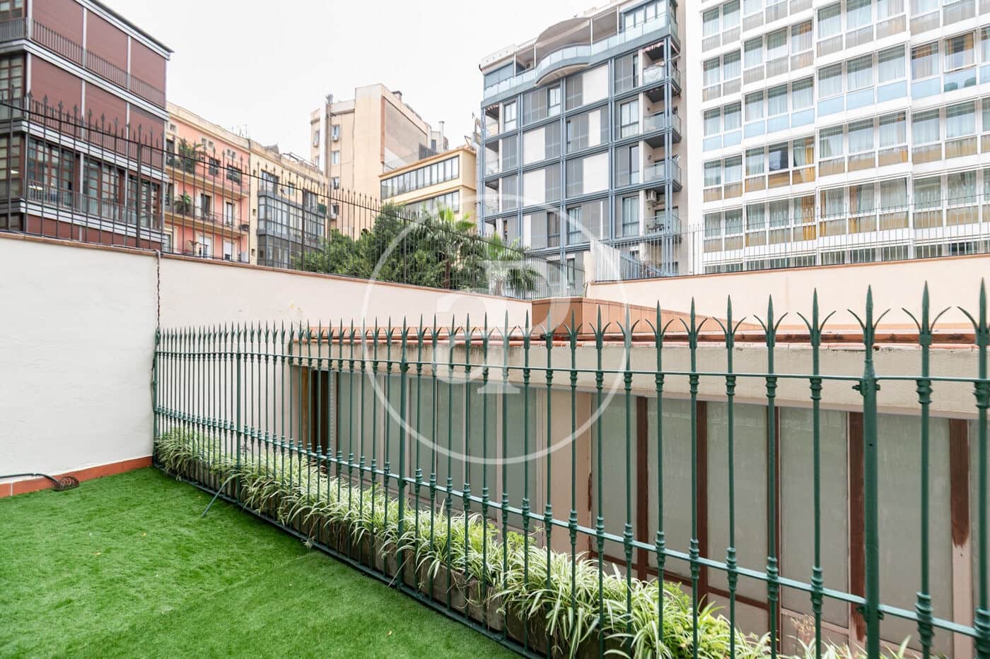 3 bedroom Apartment for sale in Barcelona city - € 1,350,000 (Ref: 9474896)