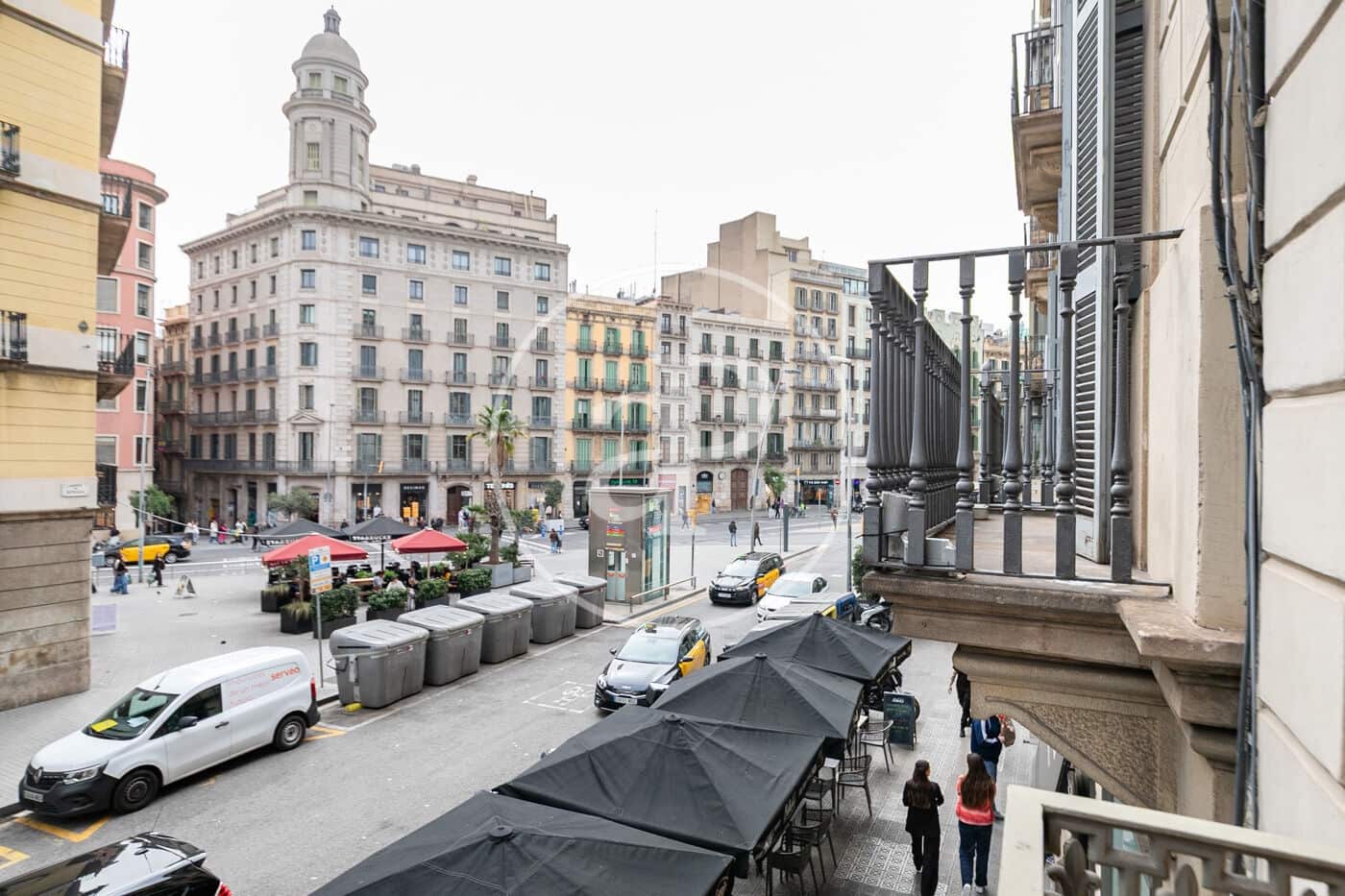 3 bedroom Apartment for sale in Barcelona city - € 1,350,000 (Ref: 9474896)