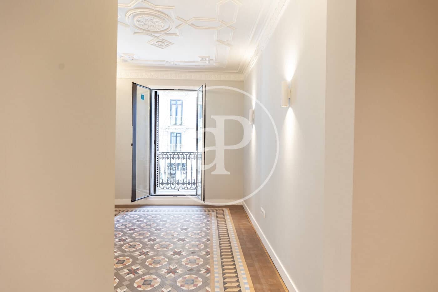3 soveværelse Lejlighed til salg i Barcelona by - € 1.249.000 (Ref: 9474896)