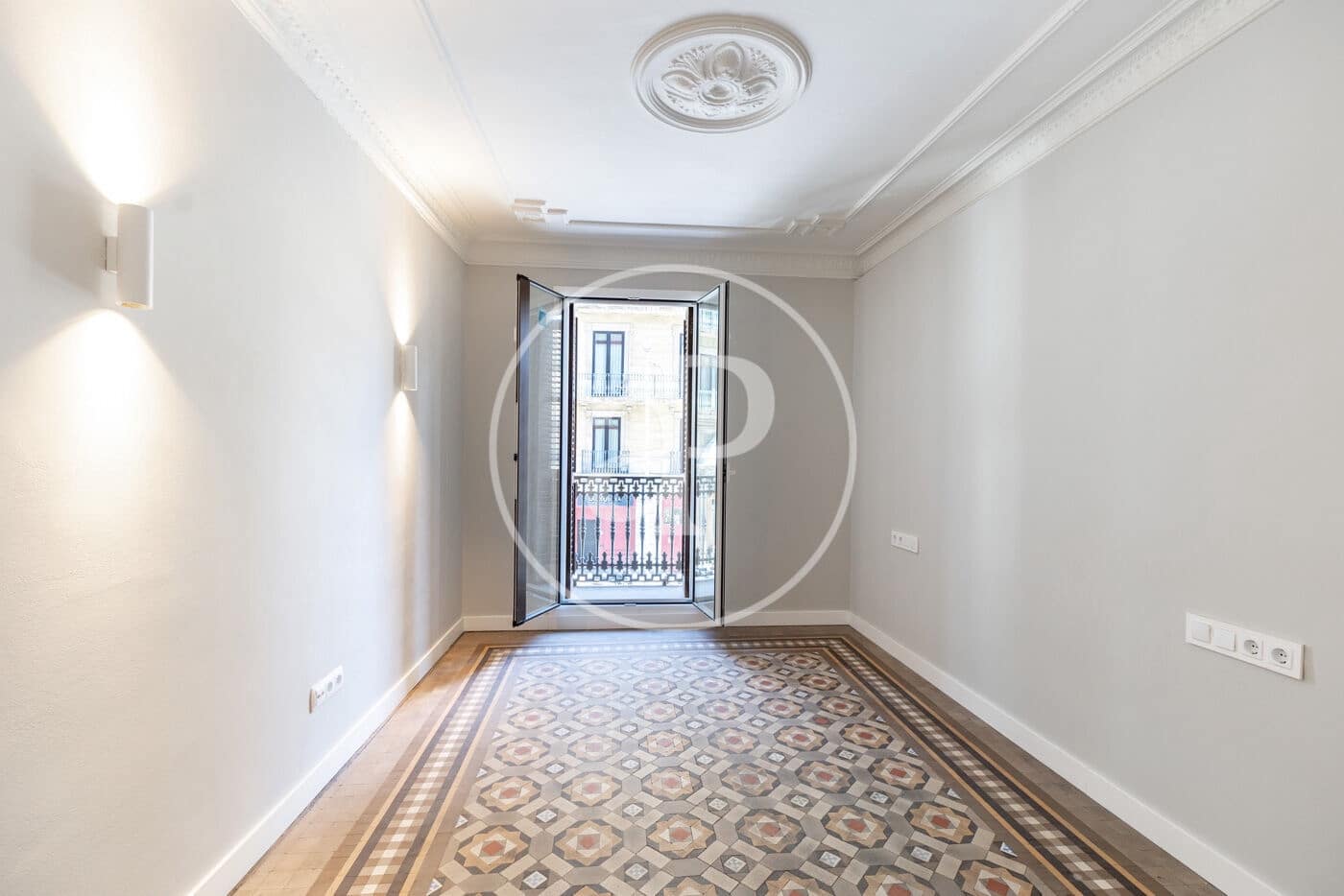 3 soveværelse Lejlighed til salg i Barcelona by - € 1.249.000 (Ref: 9474896)