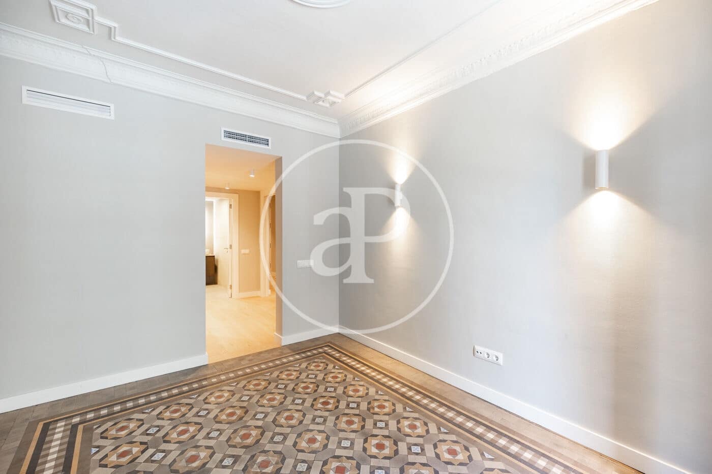3 soveværelse Lejlighed til salg i Barcelona by - € 1.249.000 (Ref: 9474896)