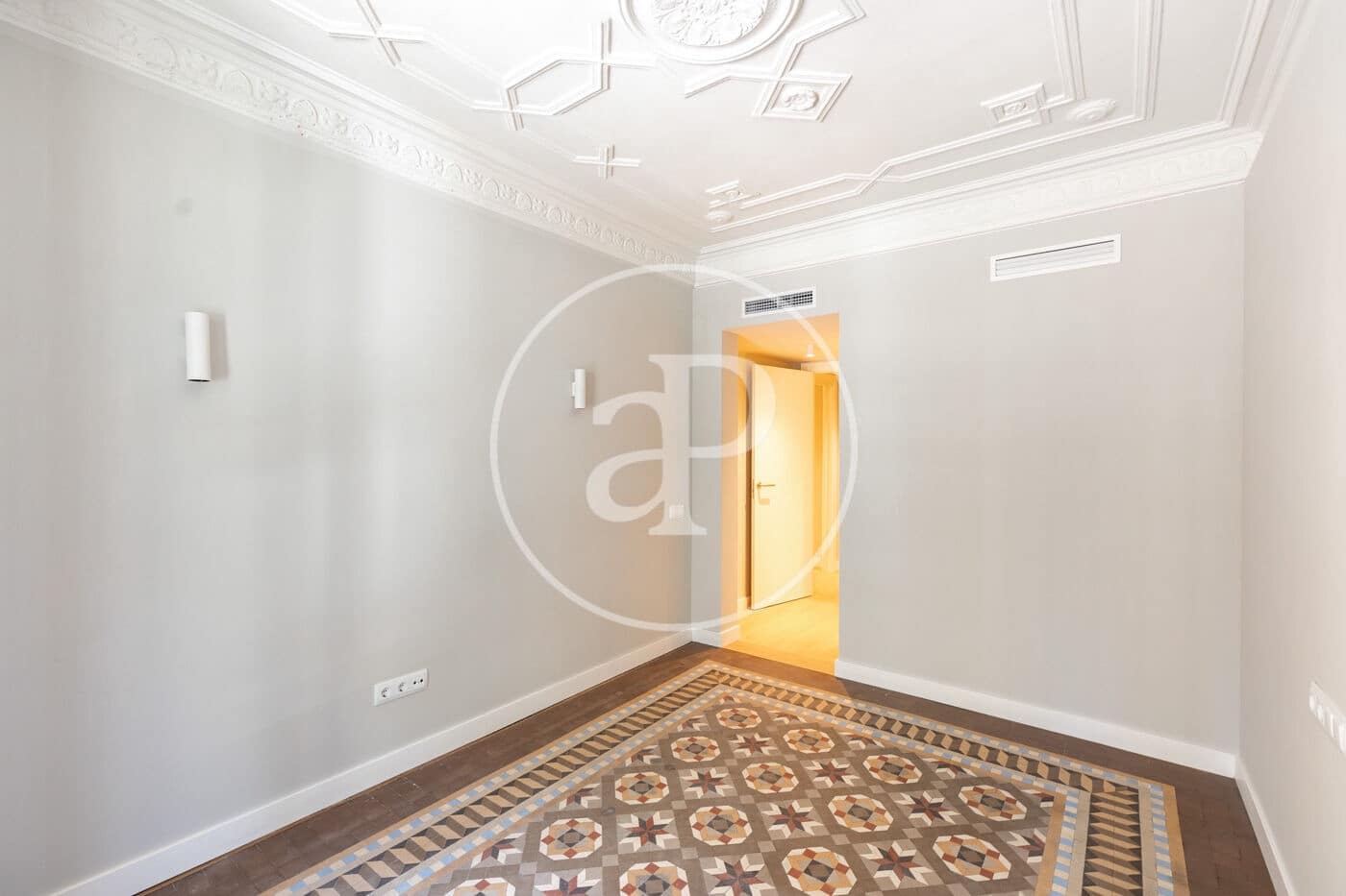 3 soveværelse Lejlighed til salg i Barcelona by - € 1.249.000 (Ref: 9474896)