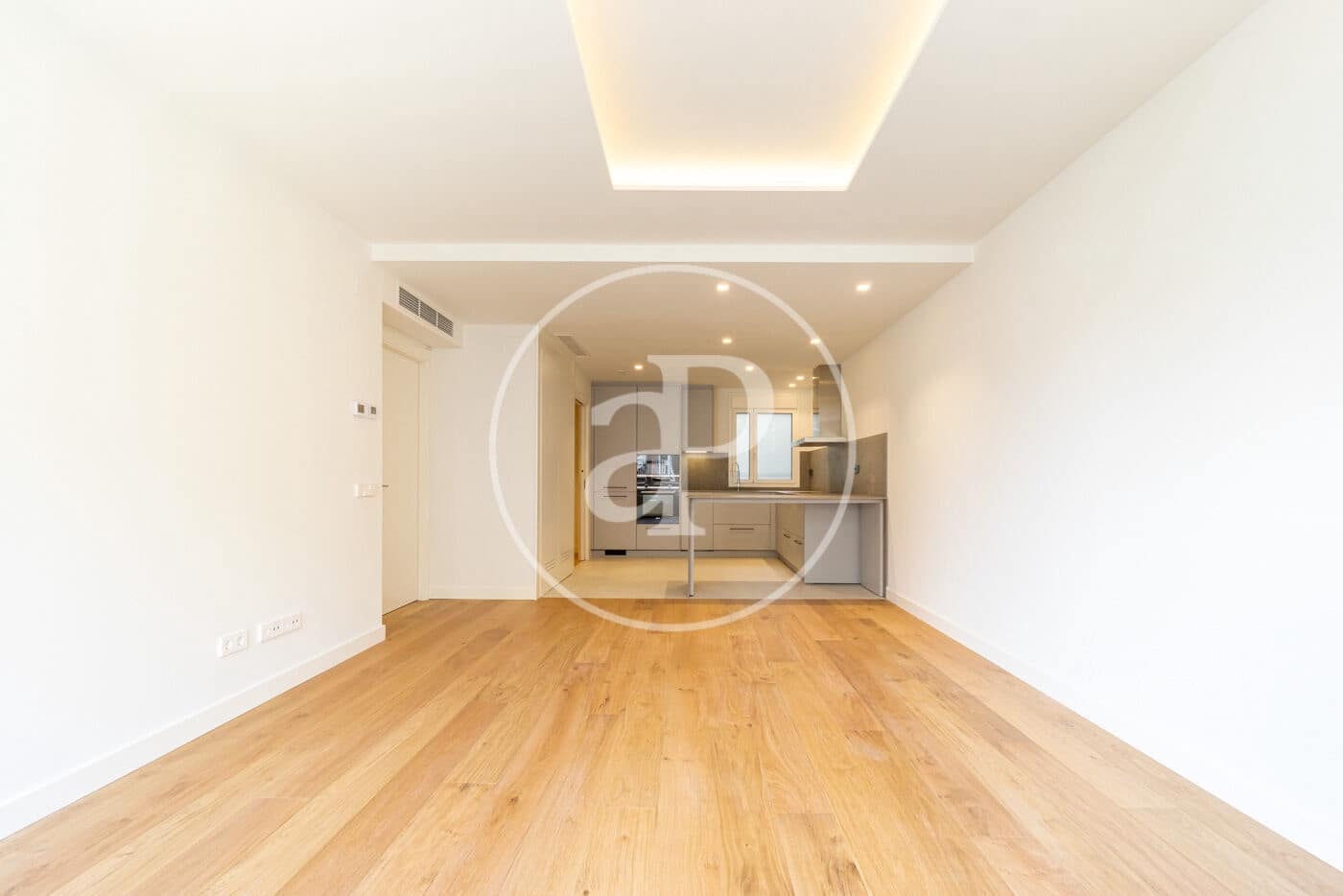 Apartment for sale in Barcelona city - € 620,000 (Ref: 9474897)