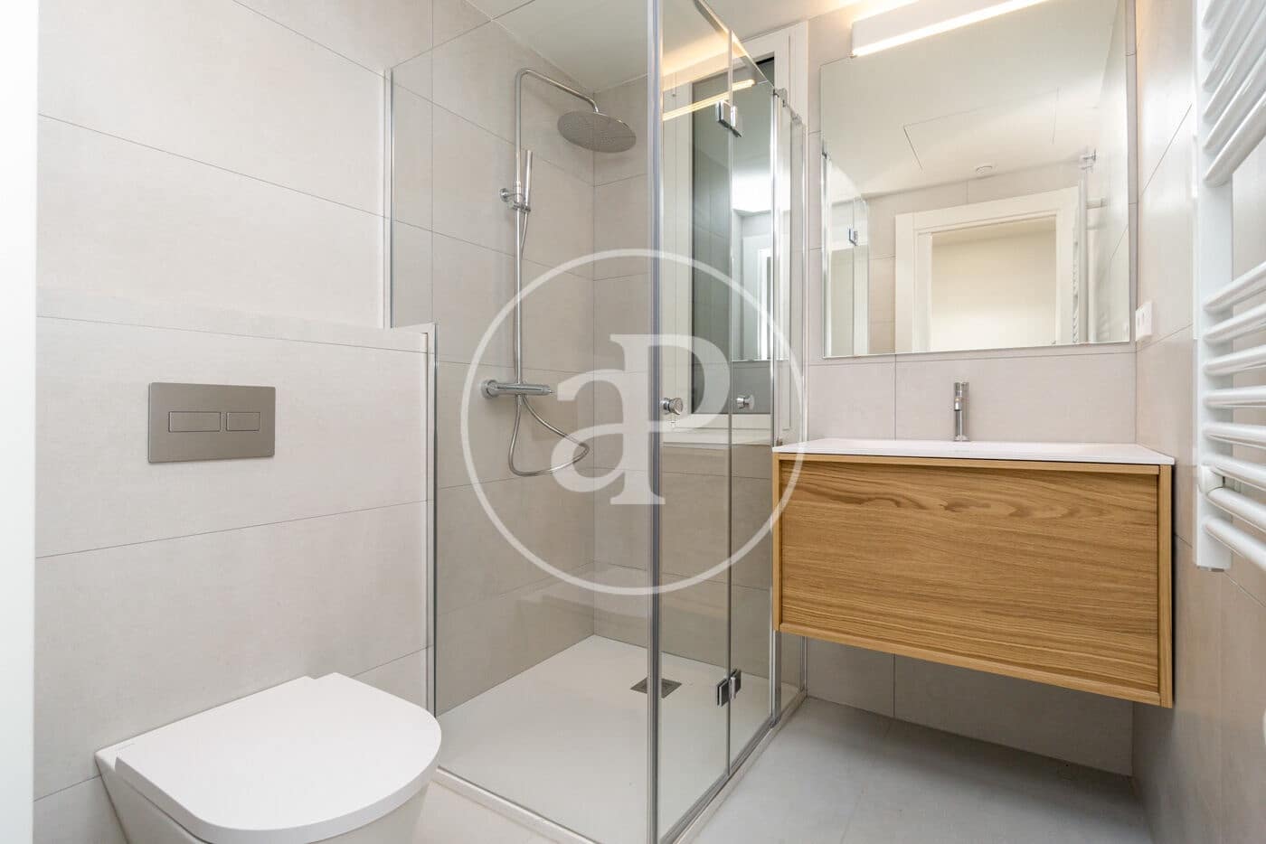 Apartment for sale in Barcelona city - € 620,000 (Ref: 9474897)