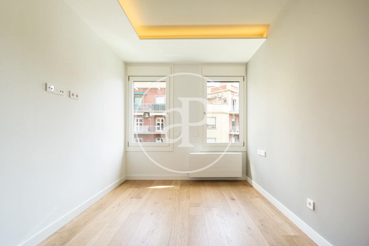 Apartment for sale in Barcelona city - € 620,000 (Ref: 9474898)