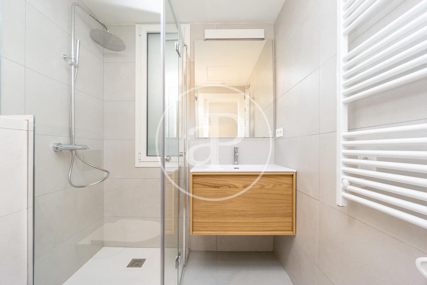 Apartment for sale in Barcelona city - € 620,000 (Ref: 9474898)