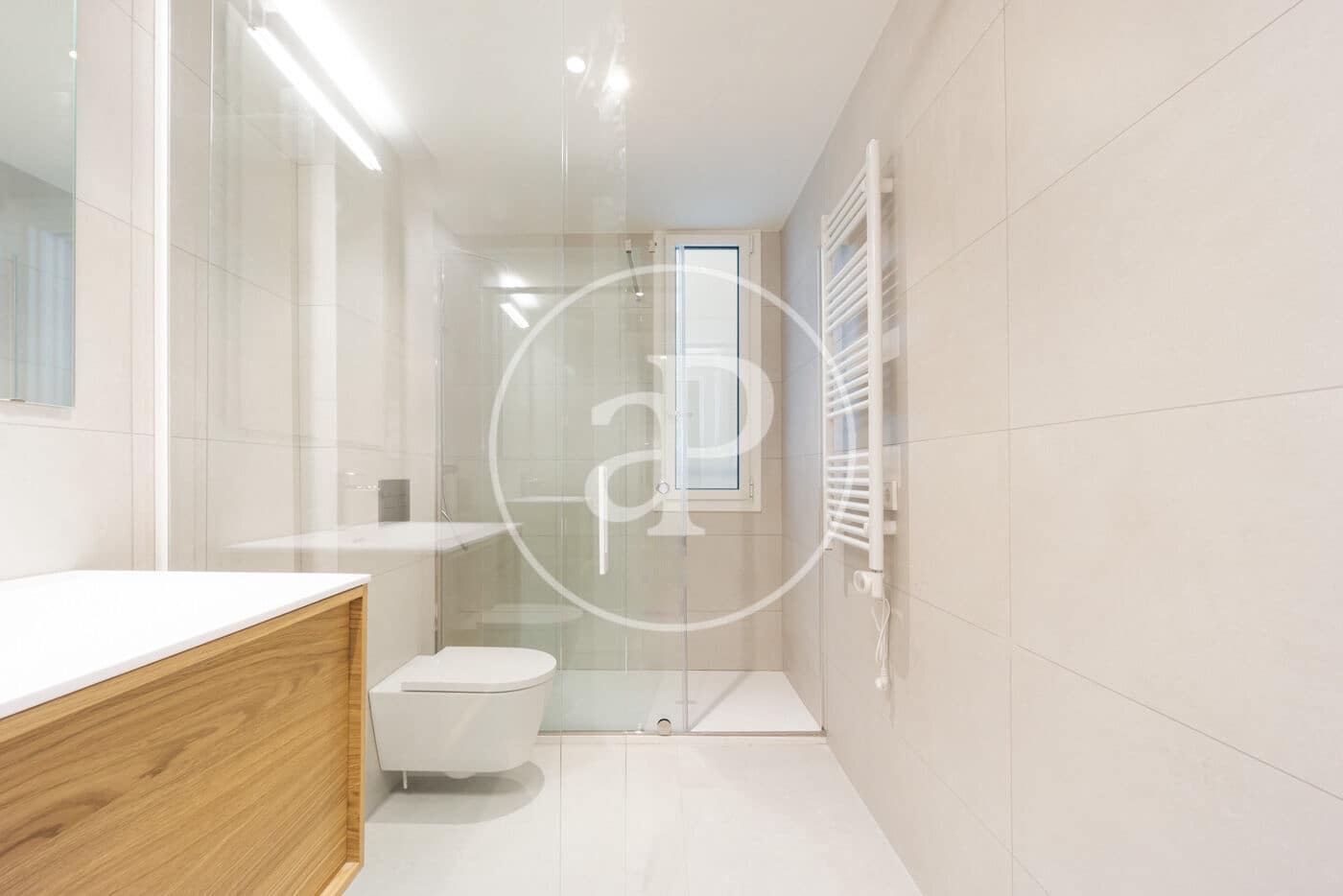 Apartment for sale in Barcelona city - € 620,000 (Ref: 9474898)