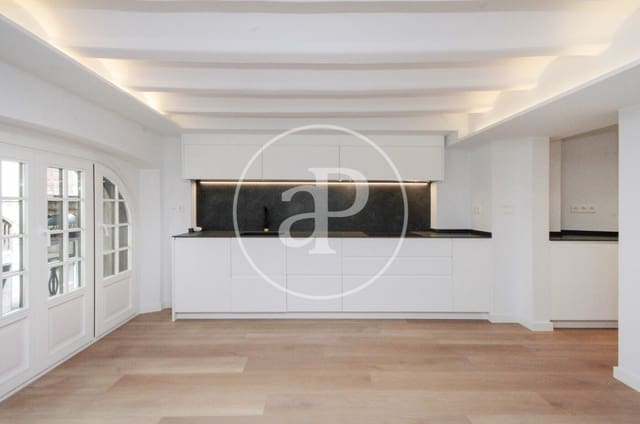 3 camera da letto Appartamento in vendita in El Raval, Barcelona città con piscina - 720.000 € (Rif: 9474903)