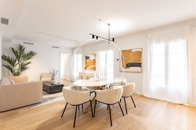 3 quarto Apartamento para venda em El Raval, Barcelona cidade com piscina - 720 000 € (Ref: 9474905)