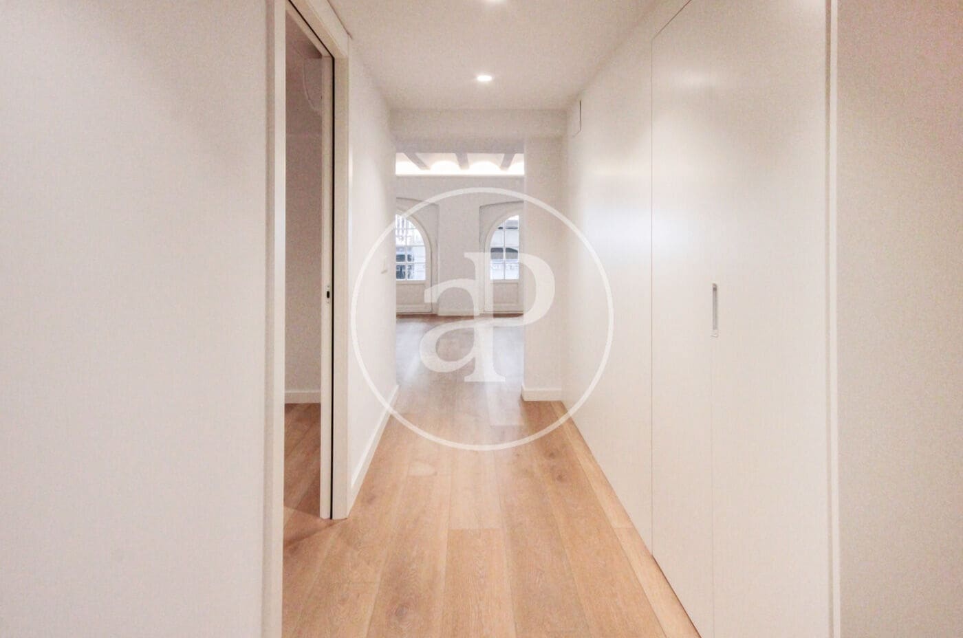 3 Zimmer Apartment zu verkaufen in Barcelona Stadt mit Pool - 720.000 € (Ref: 9474908)