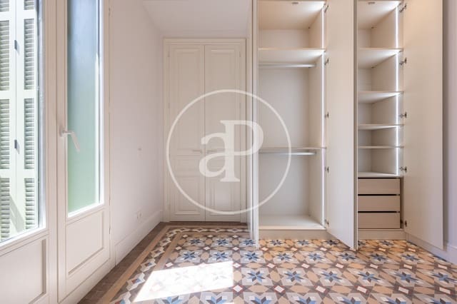 Appartamento in vendita in El Barri Gòtic, Barcelona città - 725.000 € (Rif: 9474909)