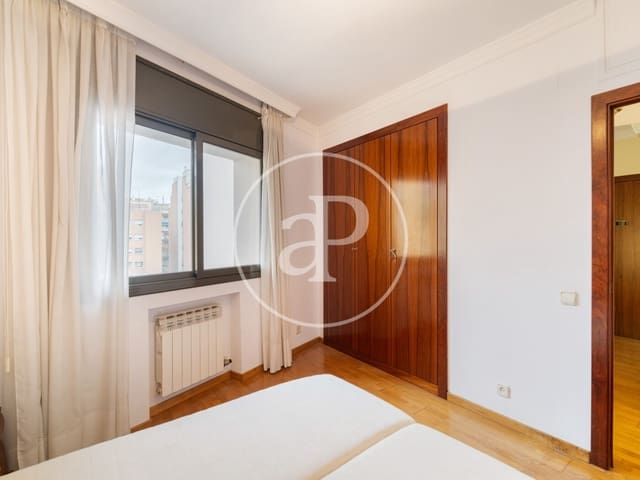 2 bedroom Apartment for rent in Les Corts, Barcelona city - € 1,600 (Ref: 9482034)