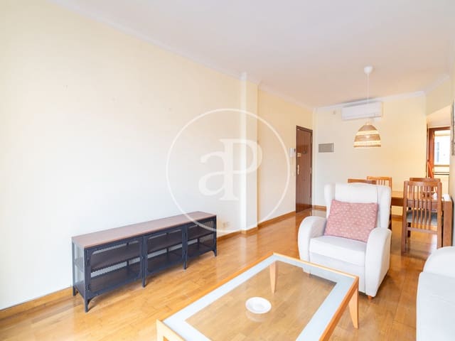 2 bedroom Apartment for rent in Les Corts, Barcelona city - € 1,600 (Ref: 9482034)
