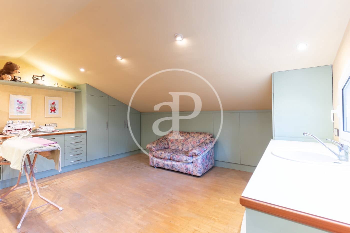 5 bedroom Villa for sale in Matadepera with pool - € 820,000 (Ref: 9491308)