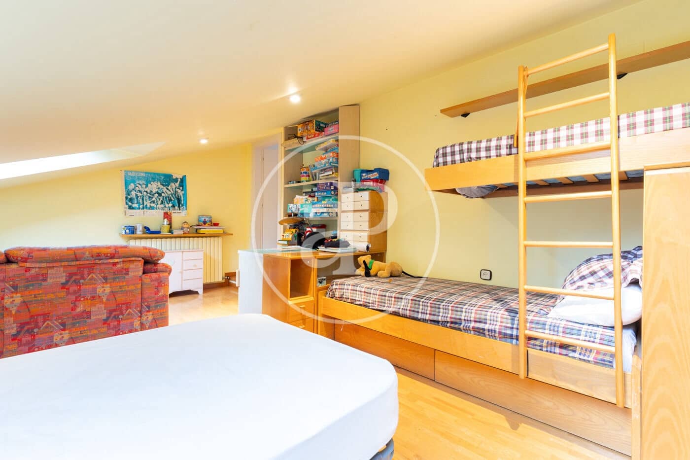 5 bedroom Villa for sale in Matadepera with pool - € 820,000 (Ref: 9491308)